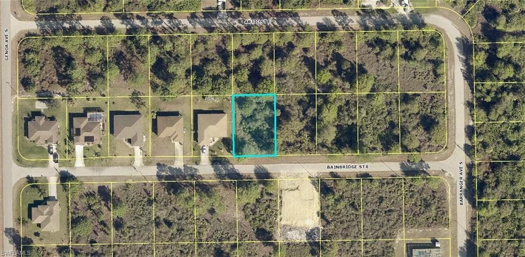 1115 Bainbridge ST LEHIGH ACRES, FL 33974