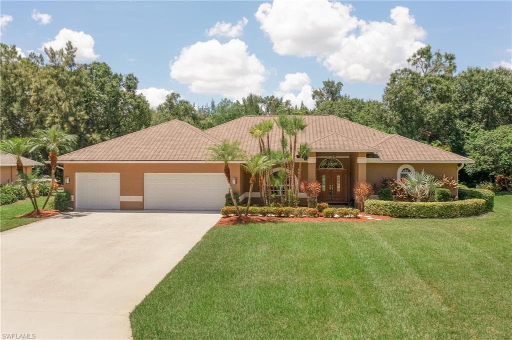11519 Timberline CIR FORT MYERS, FL 33966