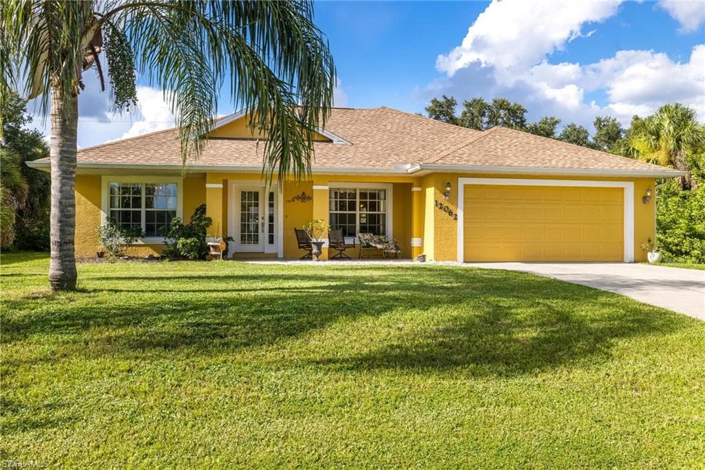 12062 Helios AVE PORT CHARLOTTE, FL 33981