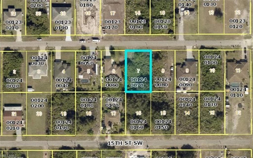 2509 14th ST SW LEHIGH ACRES, FL 33976