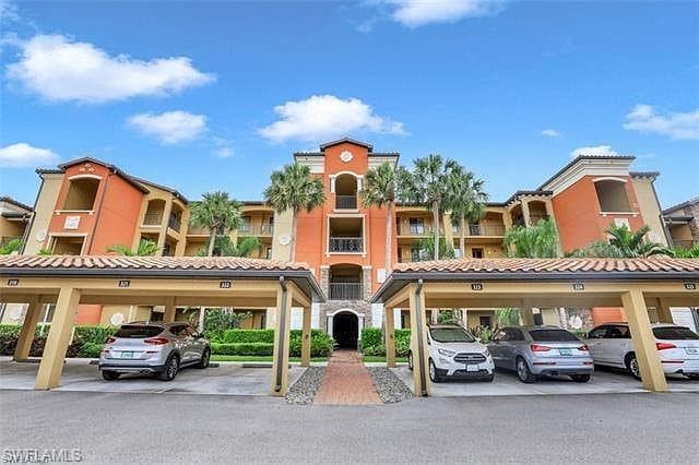 17941 Bonita National BLVD 316 BONITA SPRINGS, FL 34135