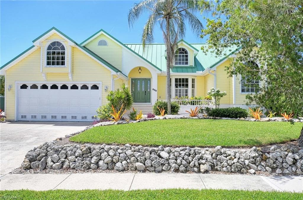 830 Banyan CT MARCO ISLAND, FL 34145