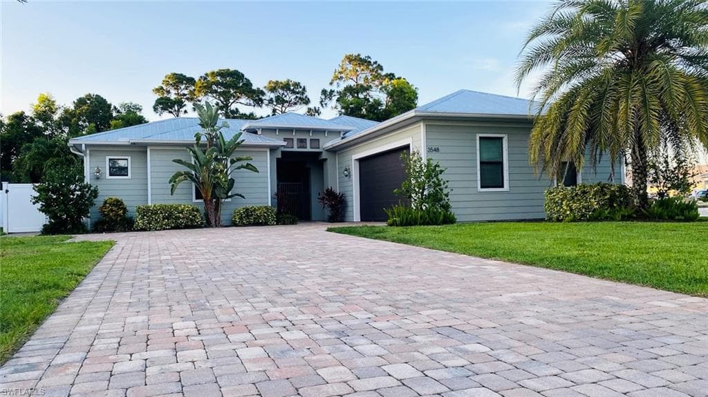 3548 McComb LN BONITA SPRINGS, FL 34134