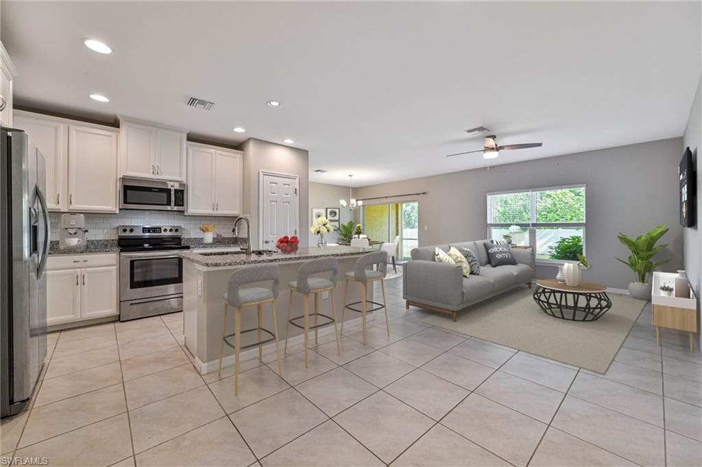 3717 Crofton CT FORT MYERS, FL 33916