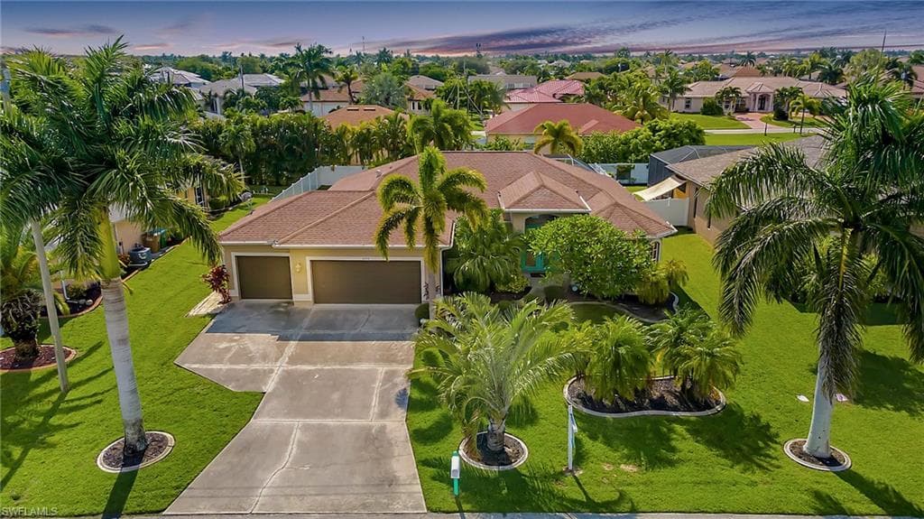 4420 SW 9th PL CAPE CORAL, FL 33914