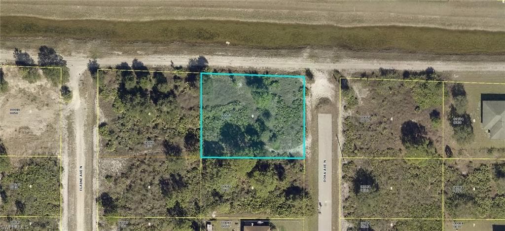 4607 Dora AVE N LEHIGH ACRES, FL 33971
