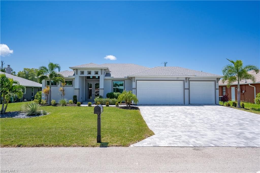 1210 SE 37th TER CAPE CORAL, FL 33904