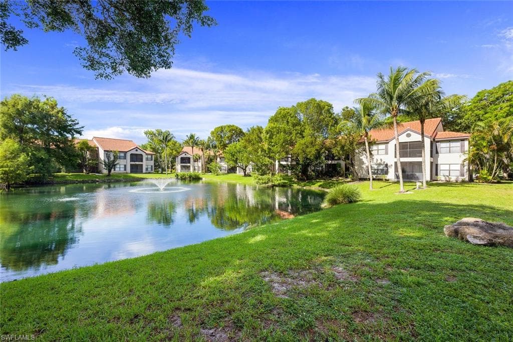 2154 Arbour Walk CIR 2512 NAPLES, FL 34109