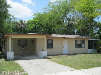 2038 Linhart AVE FORT MYERS, FL 33901