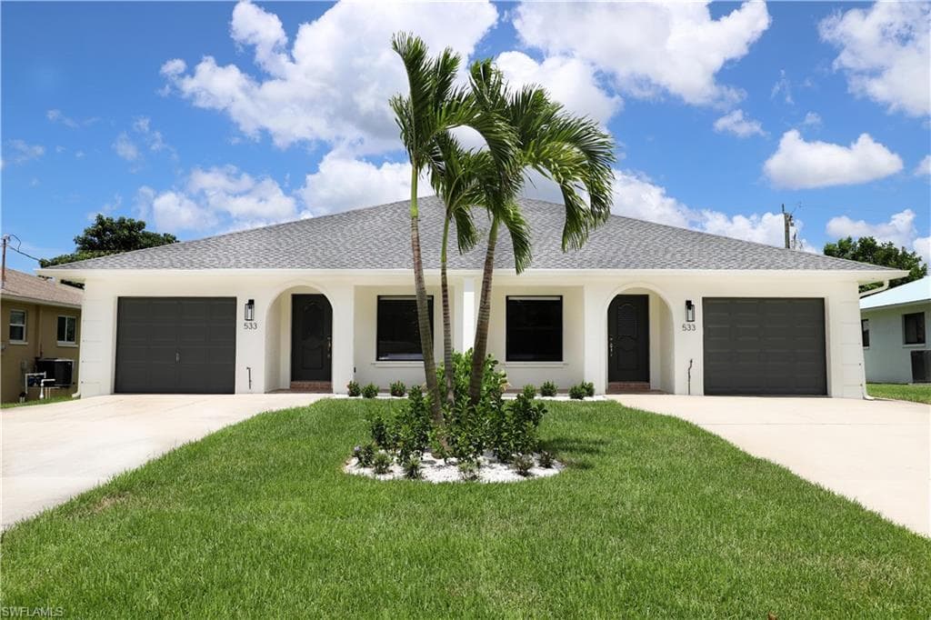 533 92nd AVE N NAPLES, FL 34108