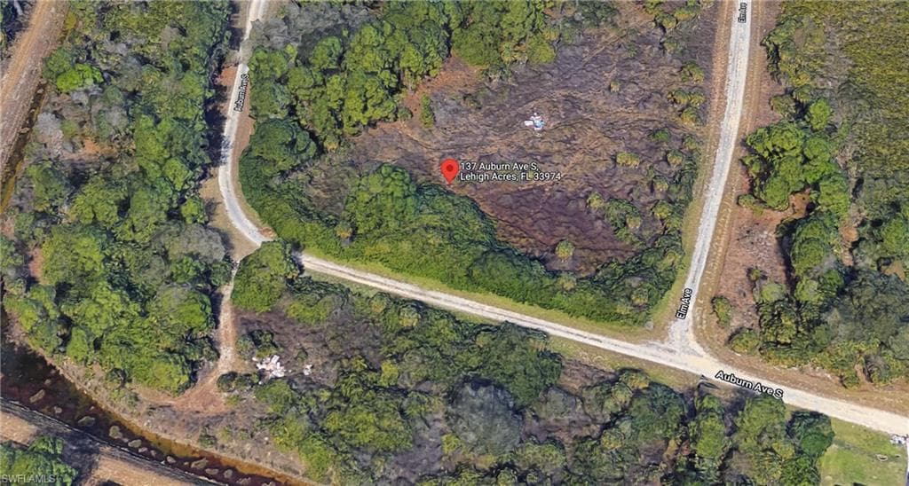 137 Auburn AVE S LEHIGH ACRES, FL 33974