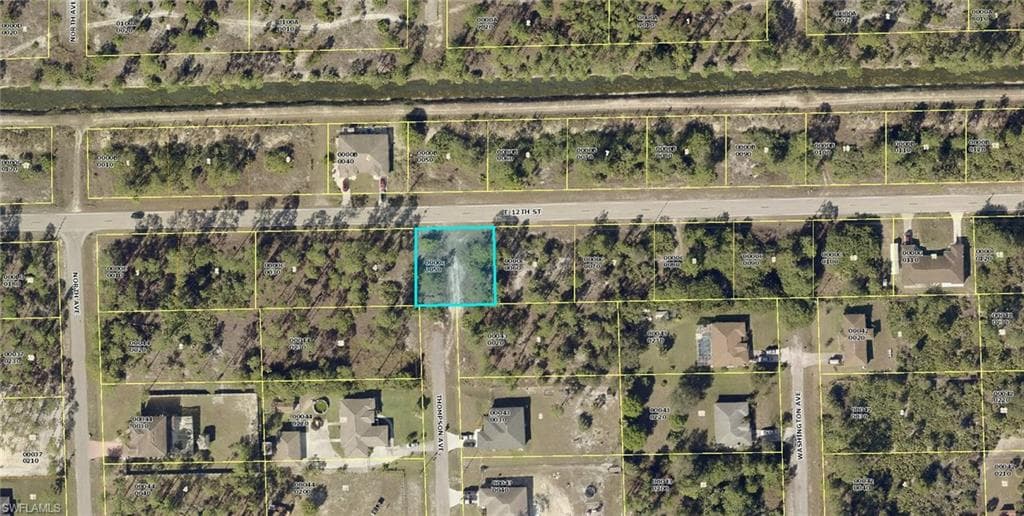 1300 E 12th ST LEHIGH ACRES, FL 33972