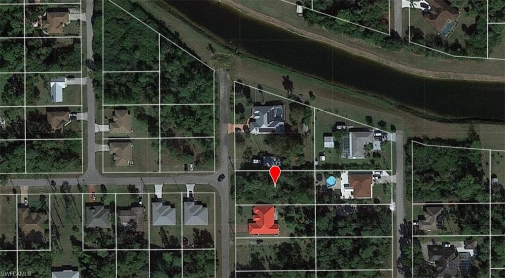 1106 Elaine AVE N LEHIGH ACRES, FL 33971