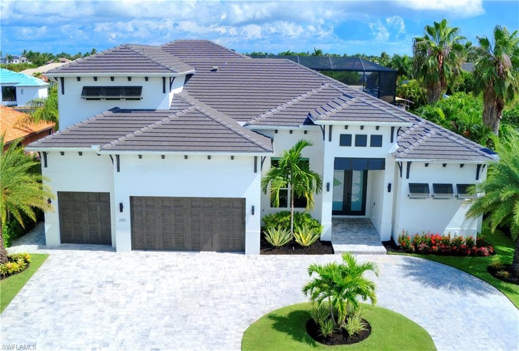 2911 Beach PKWY W CAPE CORAL, FL 33914