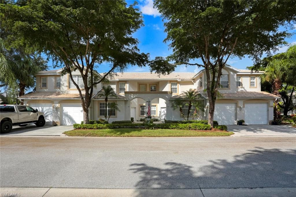 9030 Las Maderas DR 101 BONITA SPRINGS, FL 34135