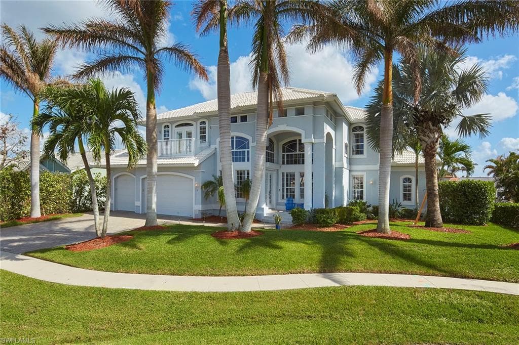 71 HICKORY CT MARCO ISLAND, FL 34145