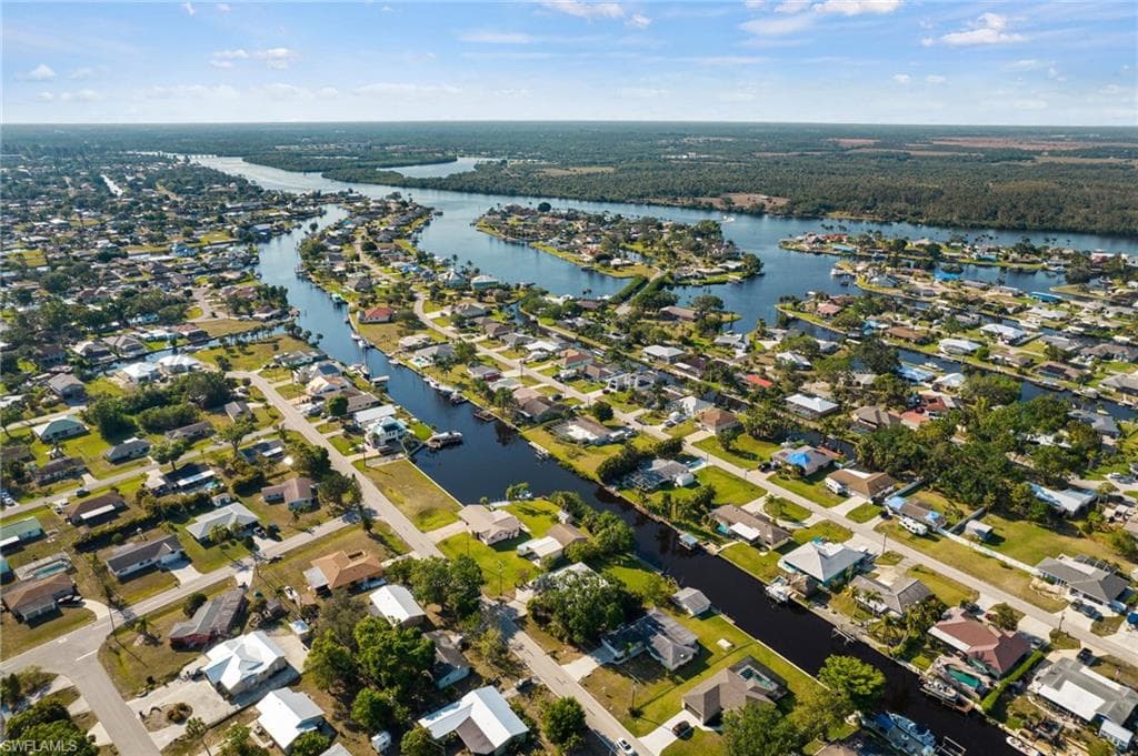 13512 Caribbean BLVD FORT MYERS, FL 33905