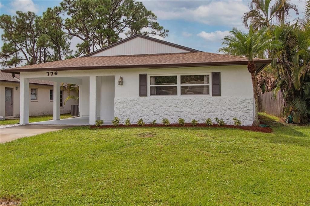 776 96th AVE N NAPLES, FL 34108