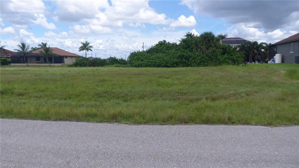 309 NW 26th PL CAPE CORAL, FL 33993