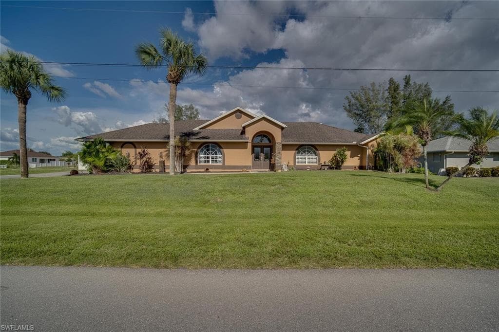1401 SW 3rd AVE CAPE CORAL, FL 33991