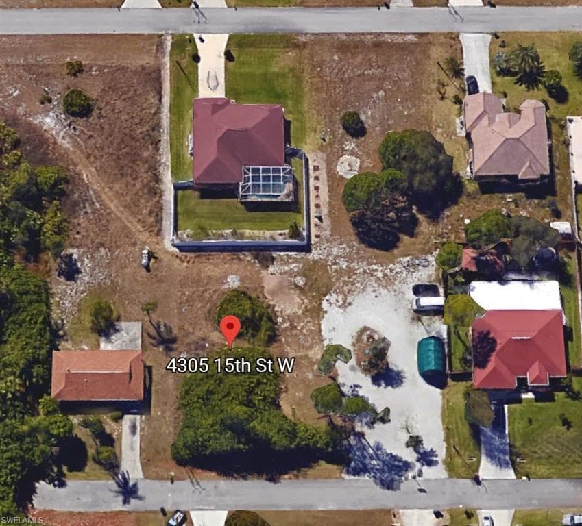 4305 15th ST W LEHIGH ACRES, FL 33971