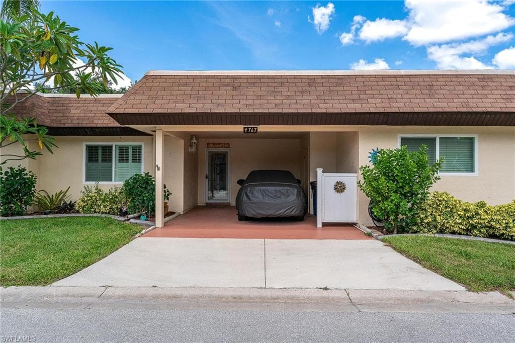 4767 Anchorage AVE FORT MYERS, FL 33919