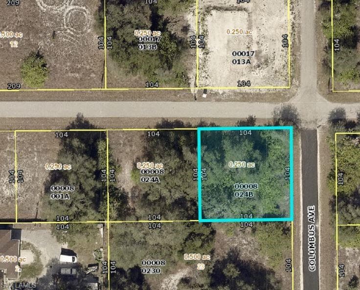3006 E 17th ST LEHIGH ACRES, FL 33972
