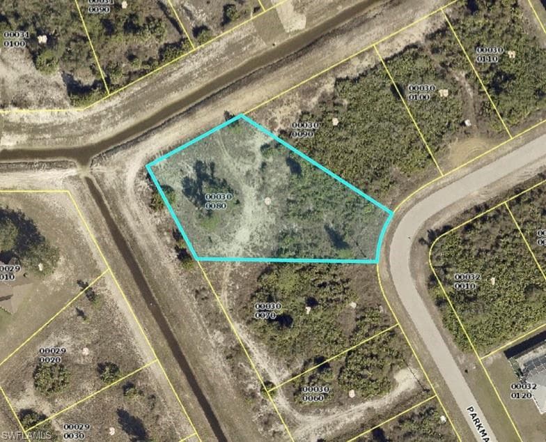 334 Parkman AVE LEHIGH ACRES, FL 33974