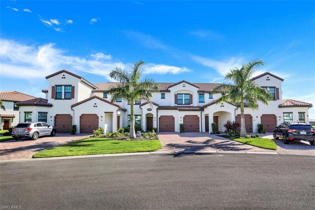11793 Grand Belvedere WAY 102 FORT MYERS, FL 33913