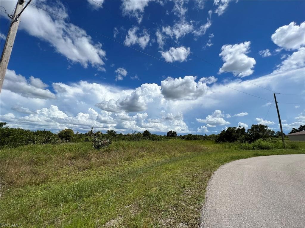 190 Patio ST LEHIGH ACRES, FL 33974