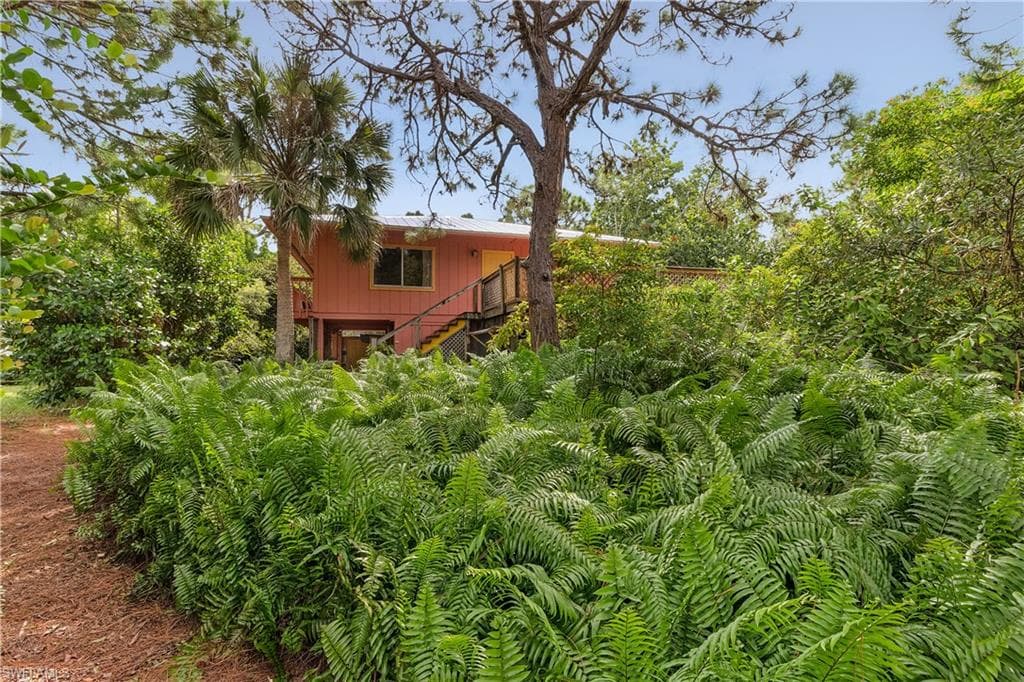 10560 Habitat TRL BOKEELIA, FL 33922