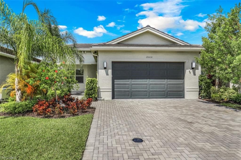 28438 Capraia DR BONITA SPRINGS, FL 34135