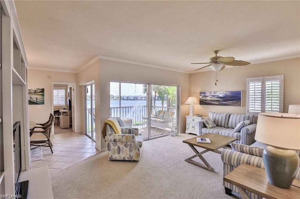 2711 Citrus Lake DR F-201 NAPLES, FL 34109