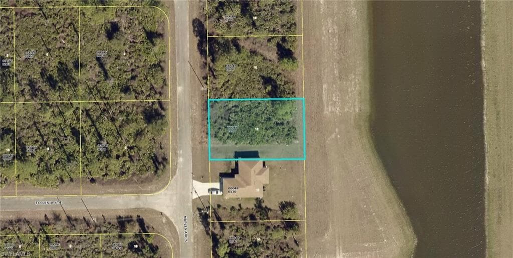 953 NAPLES AVE S LEHIGH ACRES, FL 33974