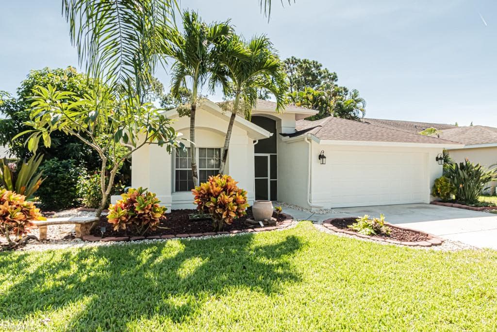 18015 Horseshoe Bay CIR FORT MYERS, FL 33967
