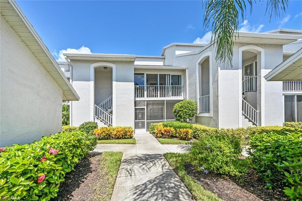 457 Country Hollow CT A203 NAPLES, FL 34104