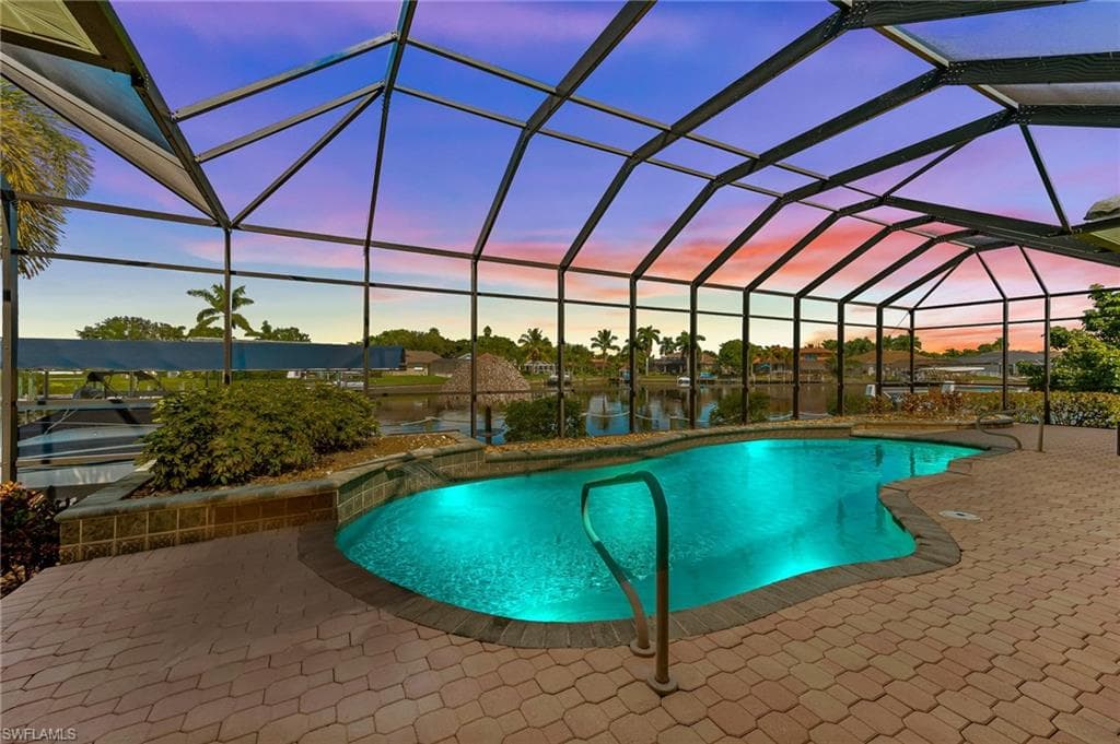 2142 SE 19th PL CAPE CORAL, FL 33990