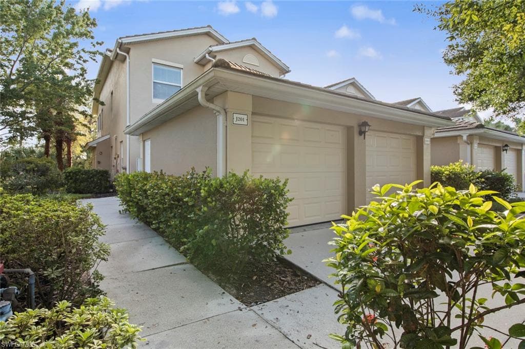 12120 Summergate CIR 201 FORT MYERS, FL 33913