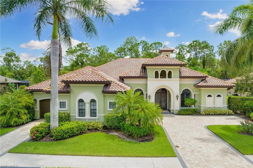 7756 Classics DR NAPLES, FL 34113