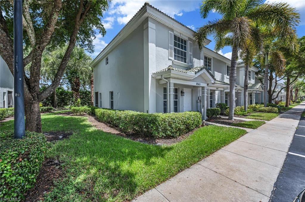 8045 Pacific Beach DR FORT MYERS, FL 33966