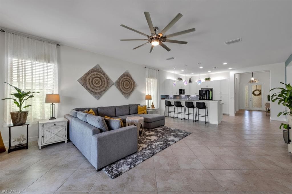 10020 Windy Pointe CT N FORT MYERS, FL 33913