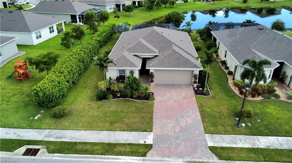 3500 Acapulco CIR CAPE CORAL, FL 33909