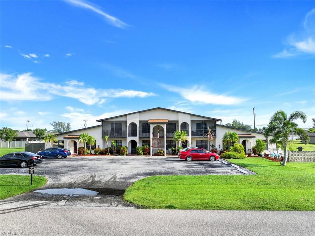 1137 SW 16th TER 1B CAPE CORAL, FL 33991