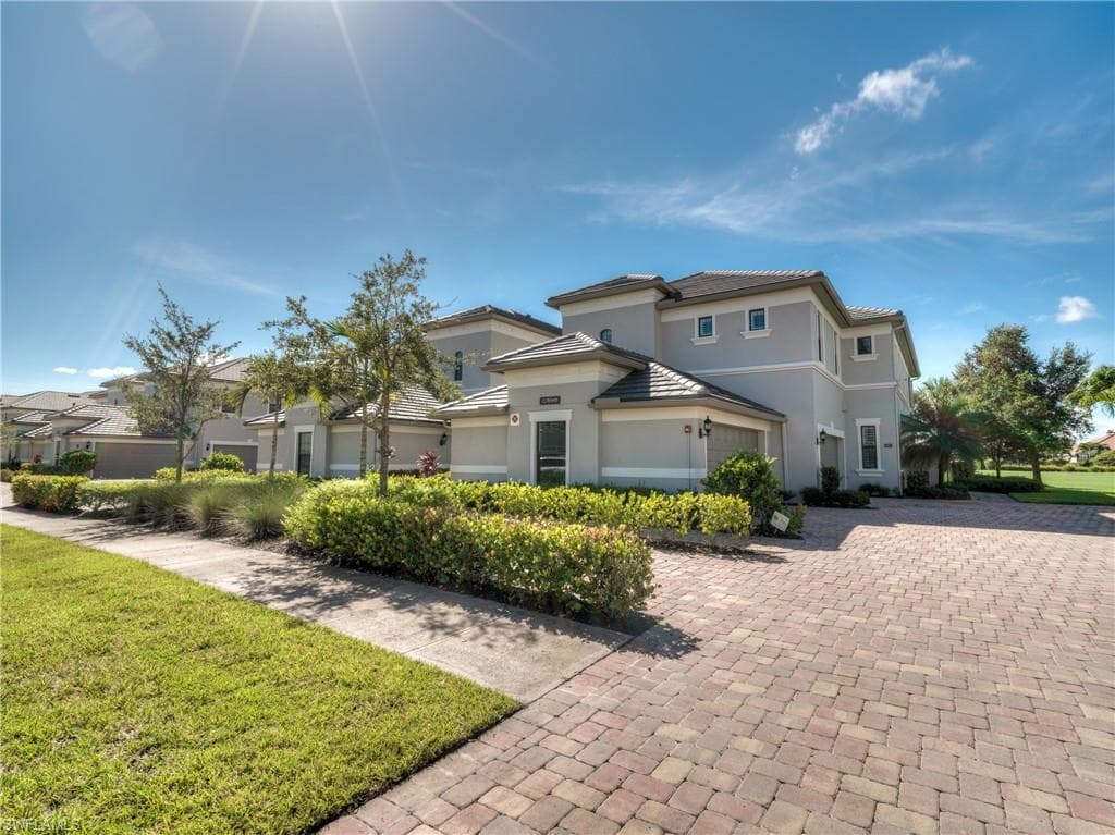 12046 Covent Garden CT 901 NAPLES, FL 34120