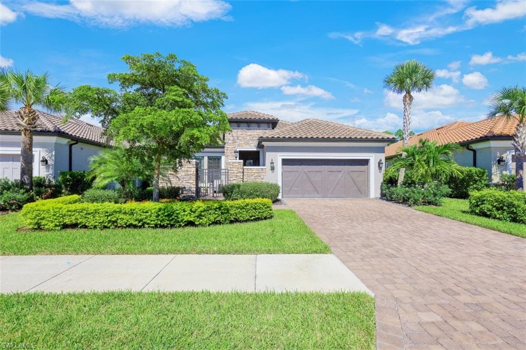 19613 Estero Pointe LN FORT MYERS, FL 33908