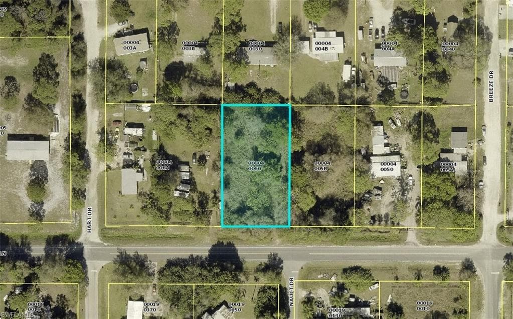2304 Tucker LN NORTH FORT MYERS, FL 33917