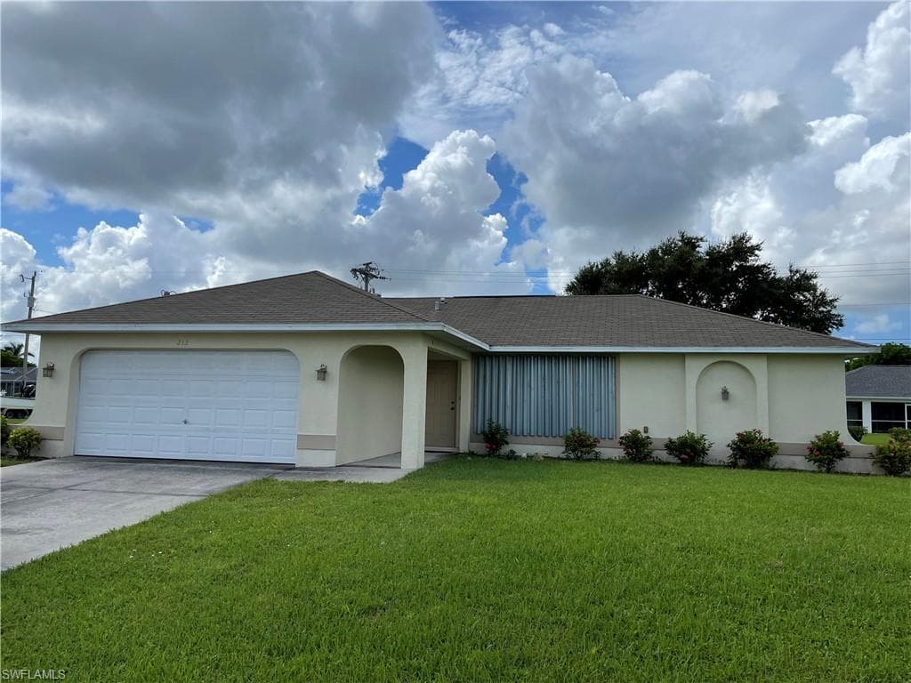 212 SE 30th ST CAPE CORAL, FL 33904