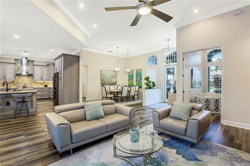 8392 Northhampton CT NAPLES, FL 34120