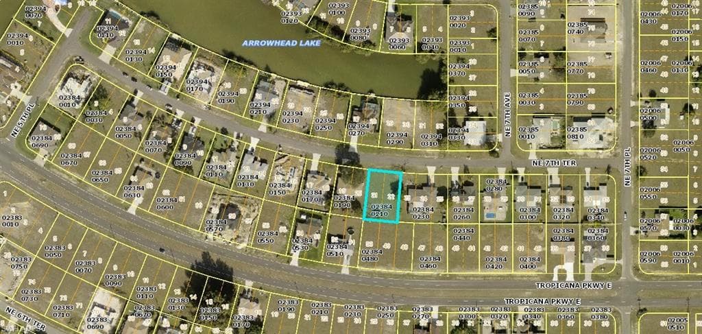 630 NE 7th TER CAPE CORAL, FL 33909