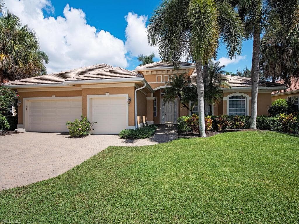 4899 Rustic Oaks CIR NAPLES, FL 34105